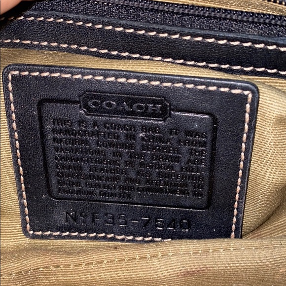 COACH SHOULDER BAG - Picture 9 of 9
